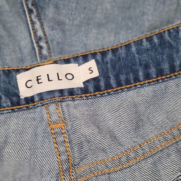 NEW Cello distressed jean Shorts size small - Picture 7 of 8